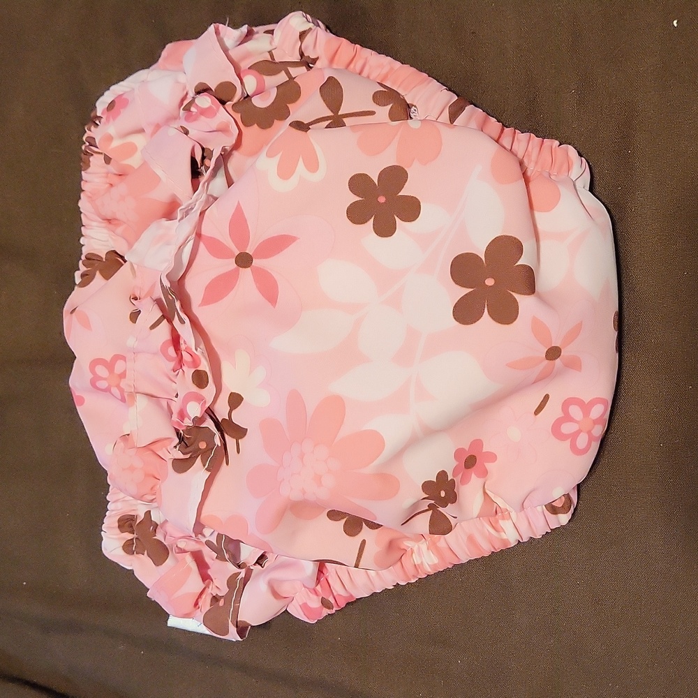 Swim diaper pink with flowers and ruffles on butt. 18m - Picture 2 of 4